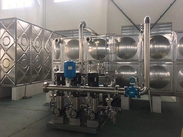 酒店熱水工程專用不銹鋼保溫水箱定制的成本高不高 酒店熱水工程專用不銹鋼保溫水箱定制的成本高不高